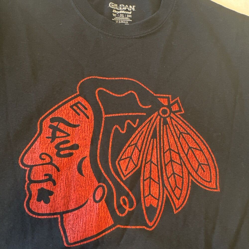 Chicago Blackhawks T-shirt Gildan Men’s size M
